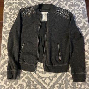 Abercrombie & Fitch gray Zip Jacket size XS Cute shoulder details Great For Fall